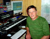 Виктор Ильич Клыков - музыкант, руководитель ансамбля ресторана п. Мяунджа, исполнитель инструментала всех песен ансамбля Мяунджинка.